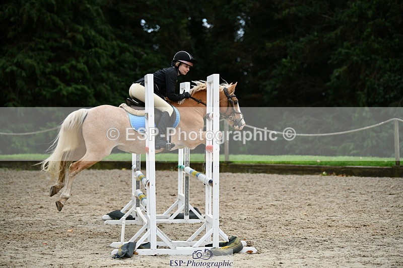 251004A-165706-02309 - Classes 10 & 11 80cm