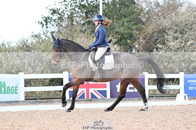 240324A-132725-03381 - Novice 28, 13.00 to 14.00