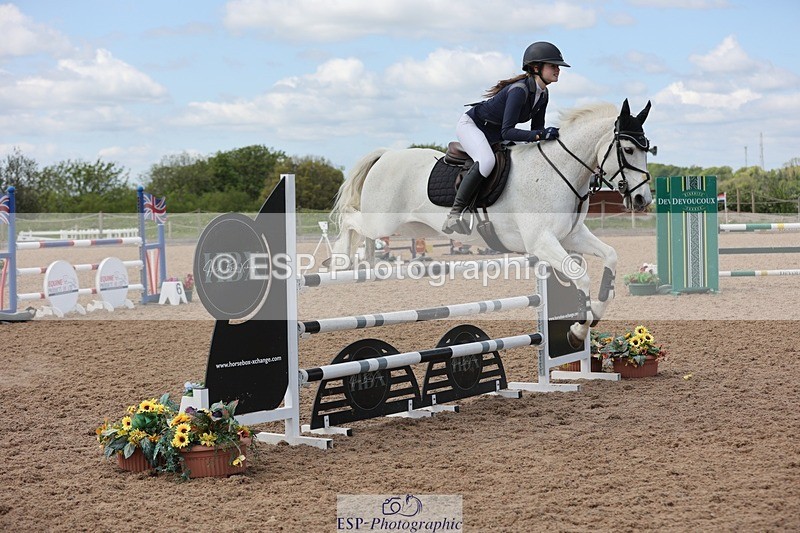 250504-124256-02547 - Cls 5 Pony Foxhunter and 1.10m Open