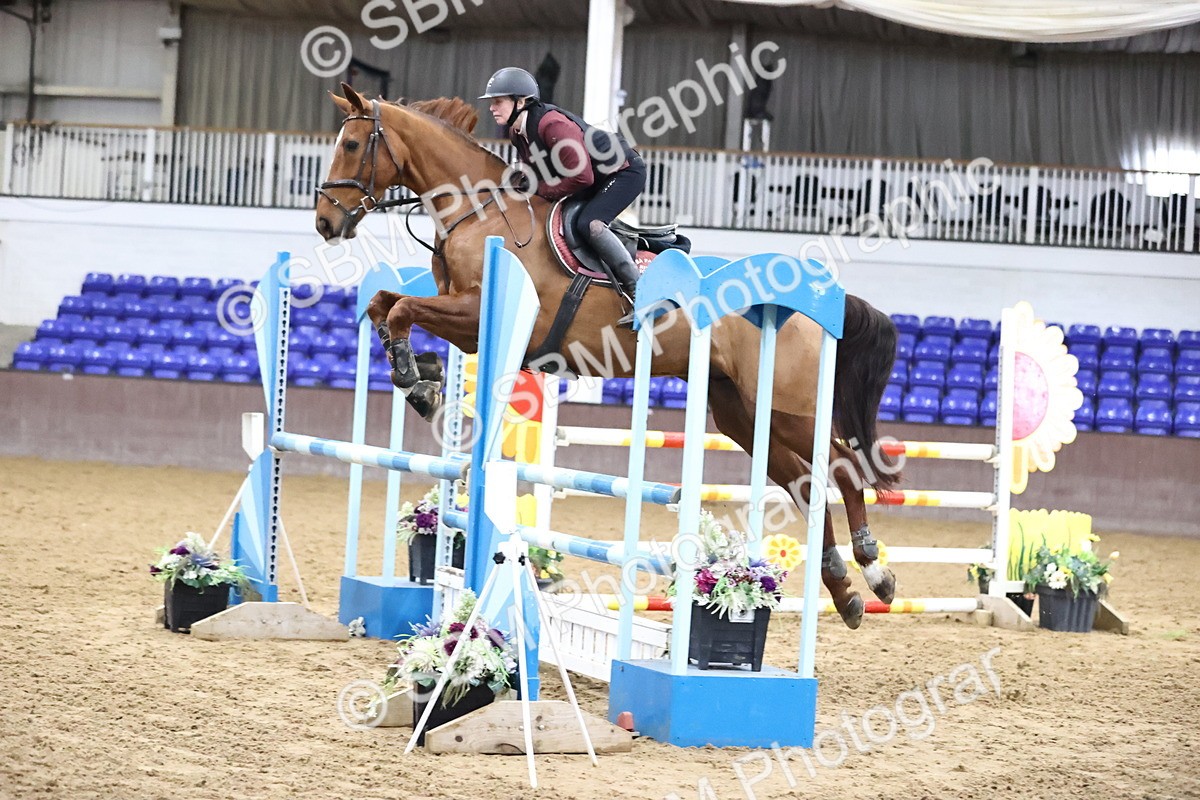 SBM_005742 - Class 17 - Senior Newcomers 1.10m