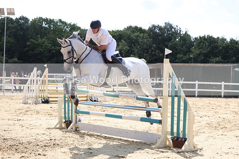 3E7A1775 - Class 8: Senior Newcomers/1.10m open