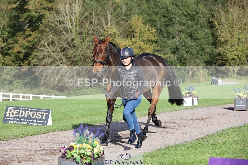 241027-101401-15759 - 509-Tichy.Sanders-SPARHANGER.VELVET