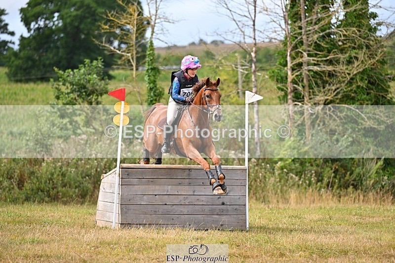 250803A-151155-15934 - P-706-Tichy.Sanders-A.MOMENT.IN.TIME