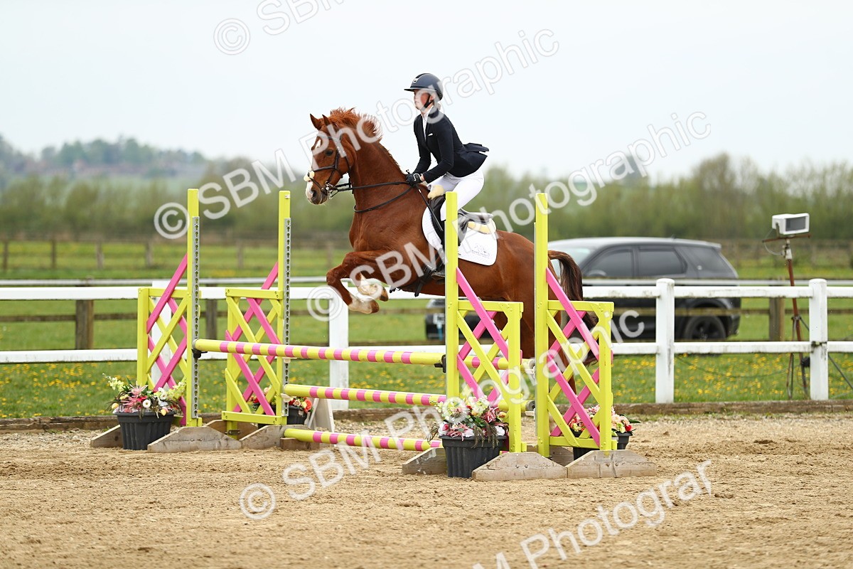 SBM_000543 - Class 2 - Senior British Novice 90cm