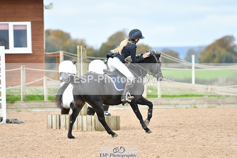 251026-110205-02219 - Cls 21+22 70cm Club and Schools