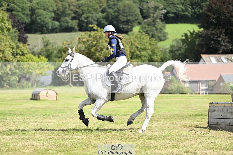 240825X-113140-32559 - 70cm XC 11.00 to 12.00