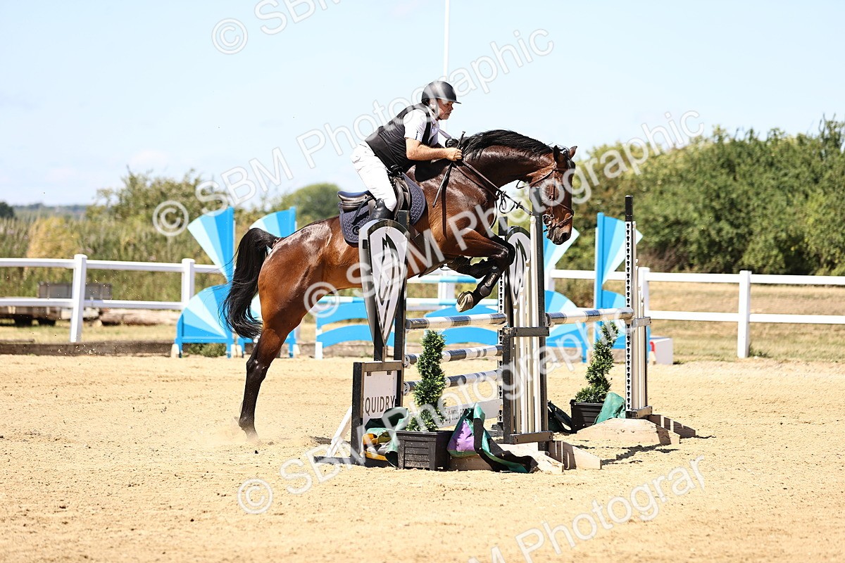 SBM_014468 - Class 15 - Senior Newcomers - 1.10m Open