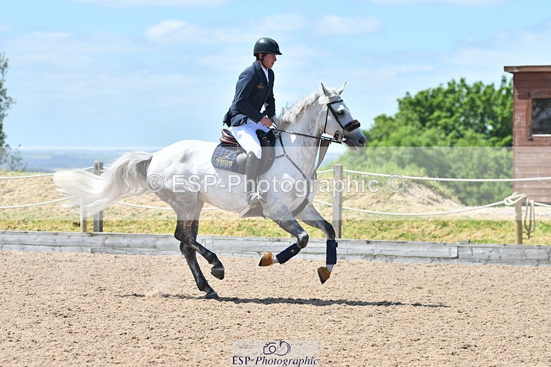 240609A-123802-05269 - Cls 18 Snr Newcomers and 1.10m Open