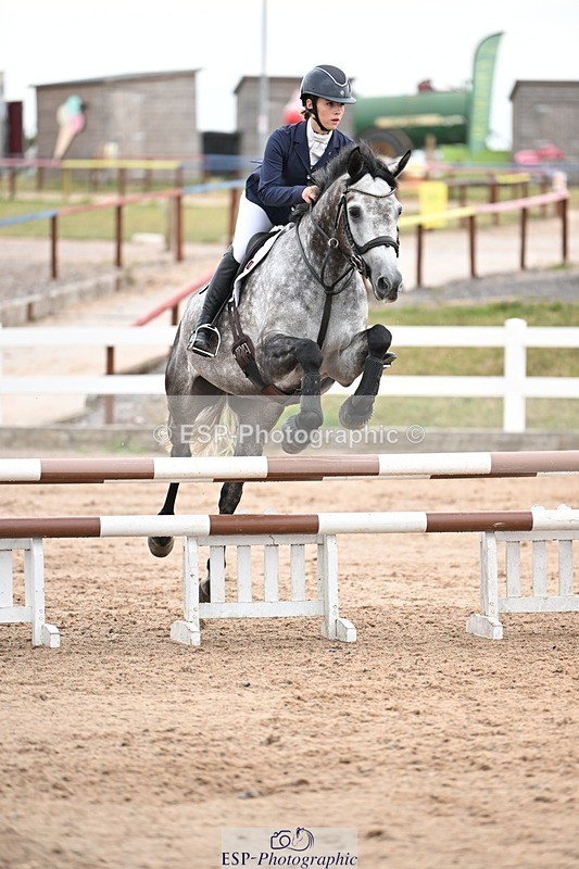 250727-090749-08708 - Cls 31 British Novice and 90cm