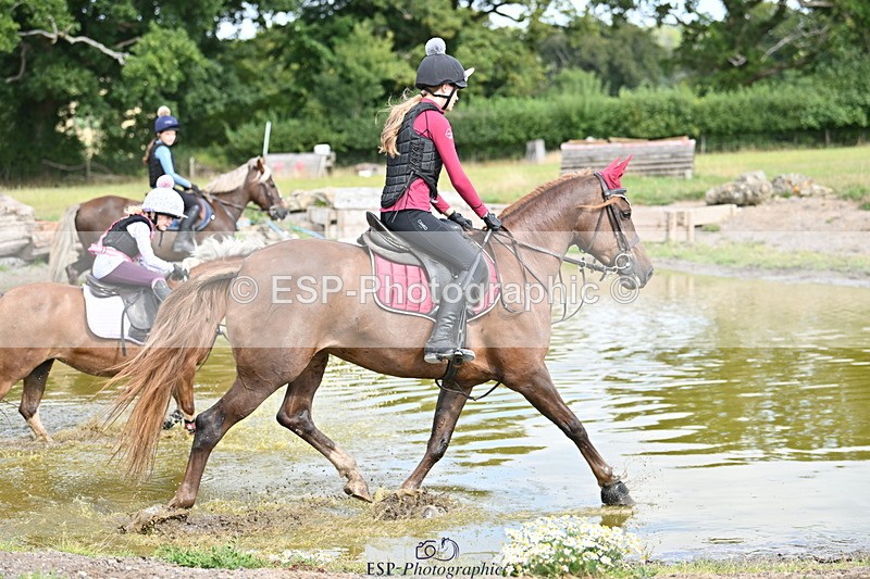 250821B-105538-00249 - Group C - Laraine