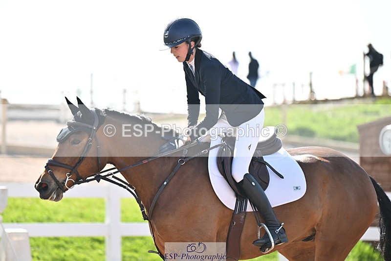 240509A-093218-00157 - Cls 1 British Novice and 90cm Open