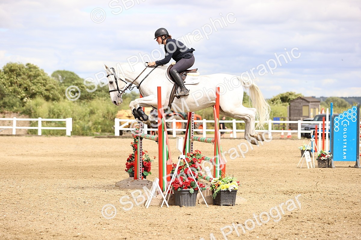 SBM_008093 - Class 21 - Senior Foxhunter - 1.20m