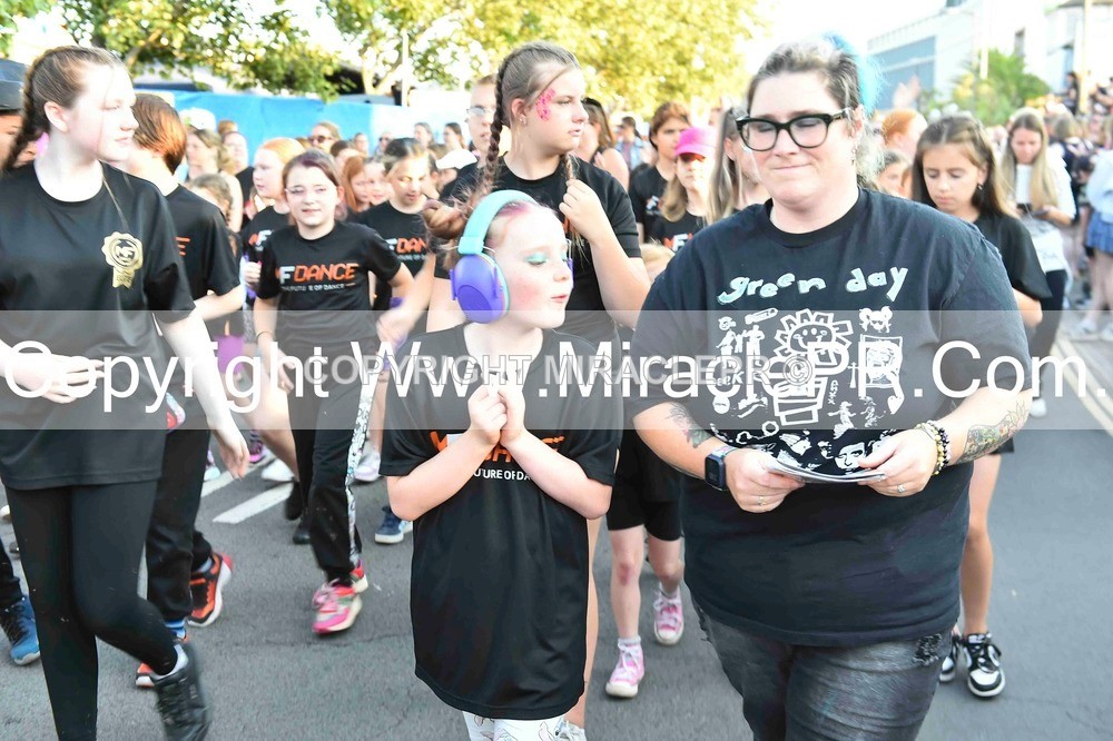 SH4_3525 - Carnival Procession.