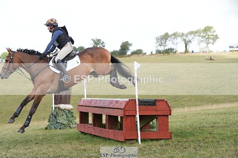 250831-100352-05436 - J-464-Kat.Raybould