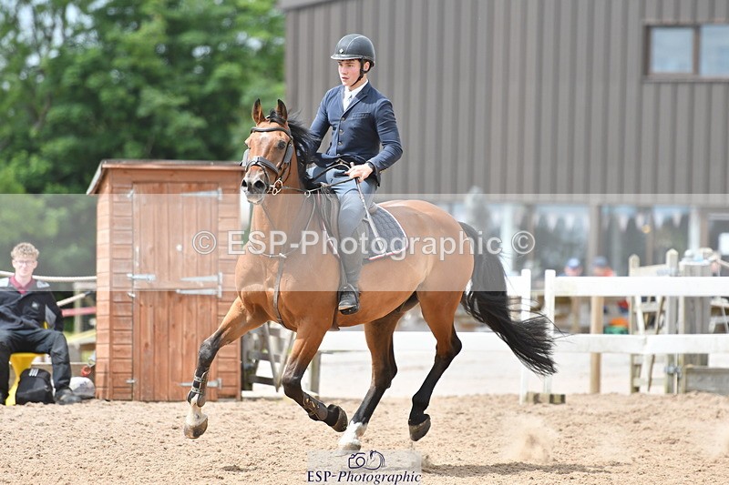 240609A-144744-06326 - Cls 19 Snr Foxhunter and 1.20m Open