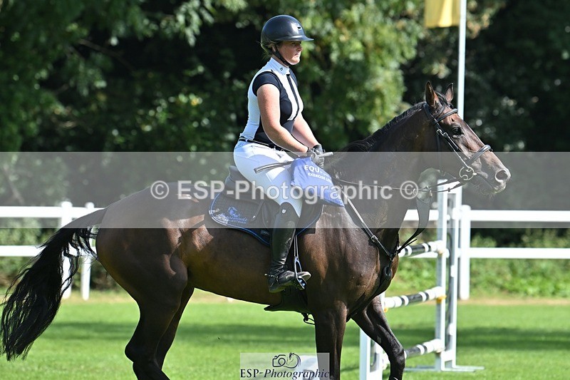 230909-120125-05363 - Cls 11 Snr Foxhunter & 1.20m Open