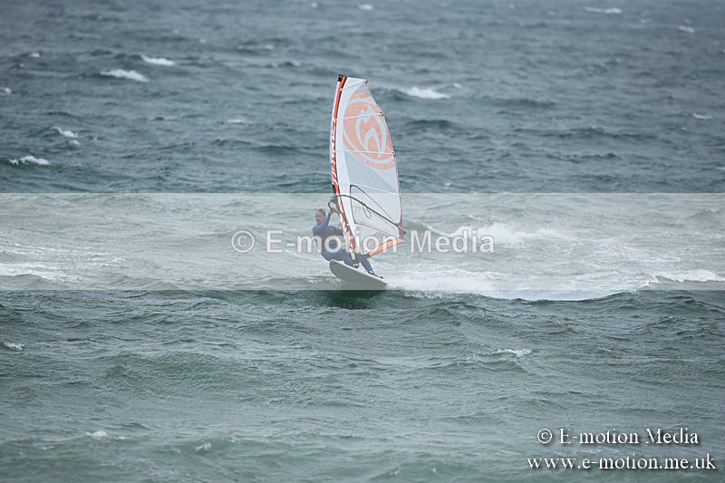 WS 150913-92 - Windsurfing