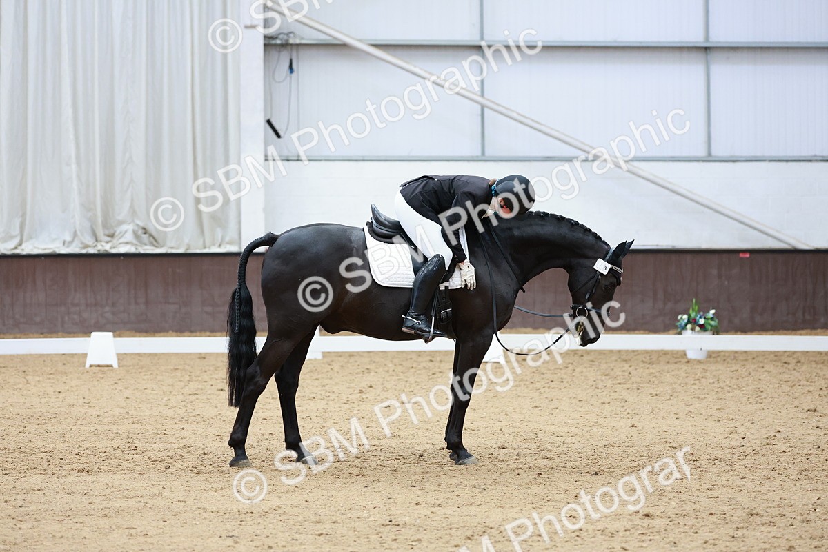 SBM_009939 - Class 6b - Novice 6 - 12.40-13.43