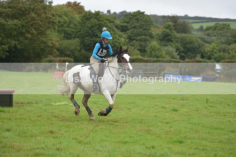 RAY_9649 - Class 2: 70cm: Corner