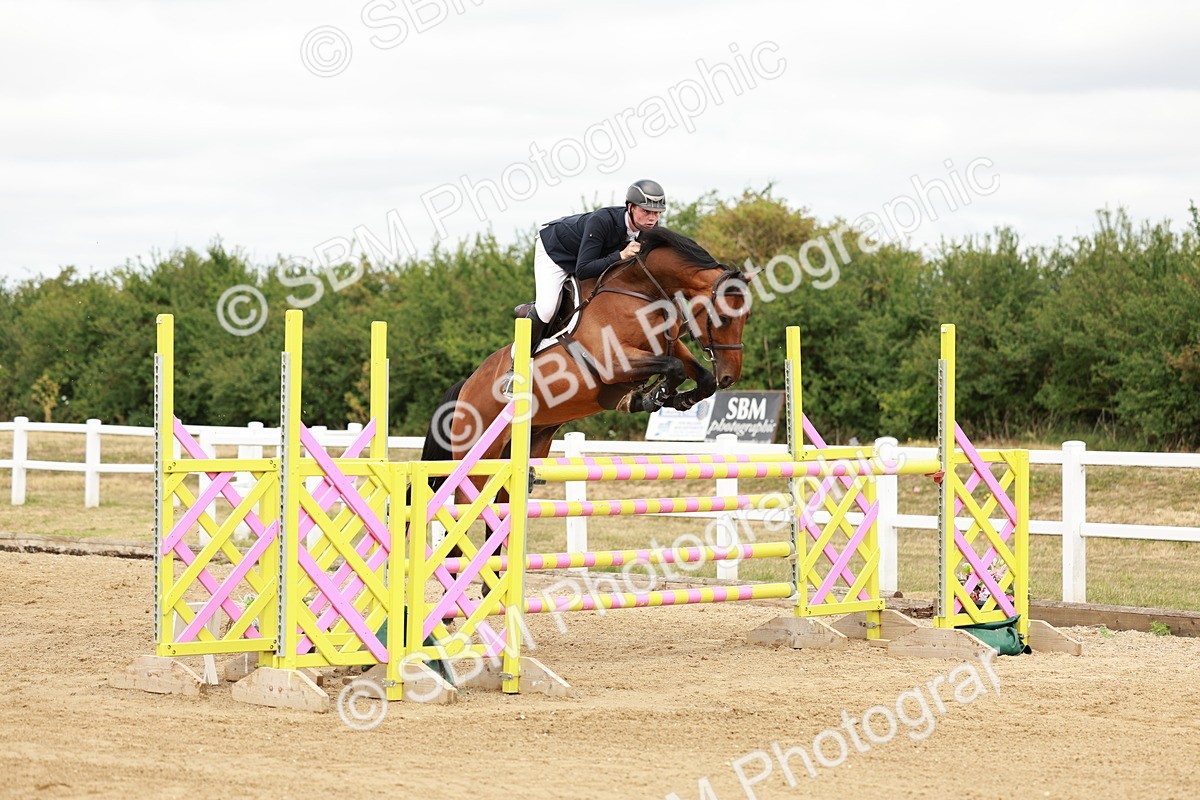 SBM_017318 - Class 21 - Senior Newcomers Championship 2d Rd
