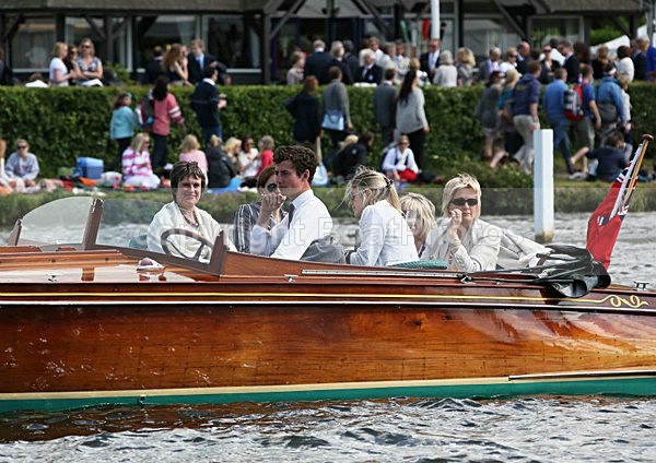 120701 PETRA SANTA WT7A4281 - HENLEY ROYAL REGATTA - Sunday 1st July 2012
