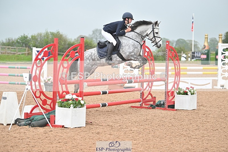 240505A-110346-04736 - Cls 3  Pony Discovery & 90cm Open