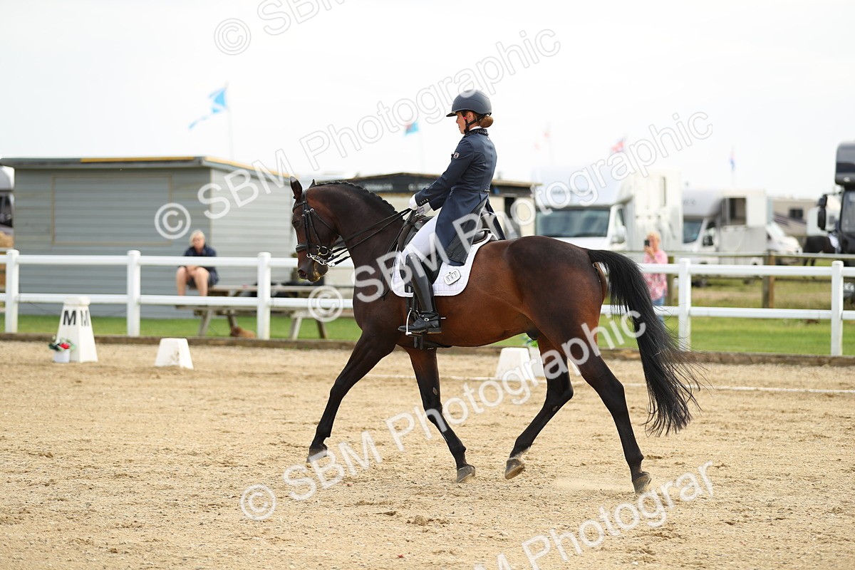 SBM_018352 - Class 11 - INT IN 15.40-16.12