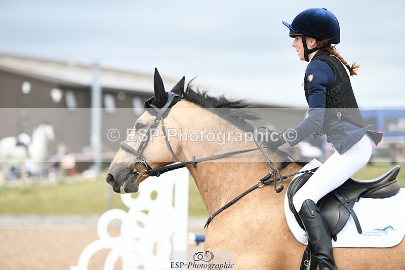 250807-131747-01074 - 80cm Round 2