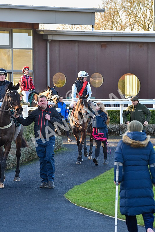 191223-Race 1-Blue Bikini-8797 - Race 1