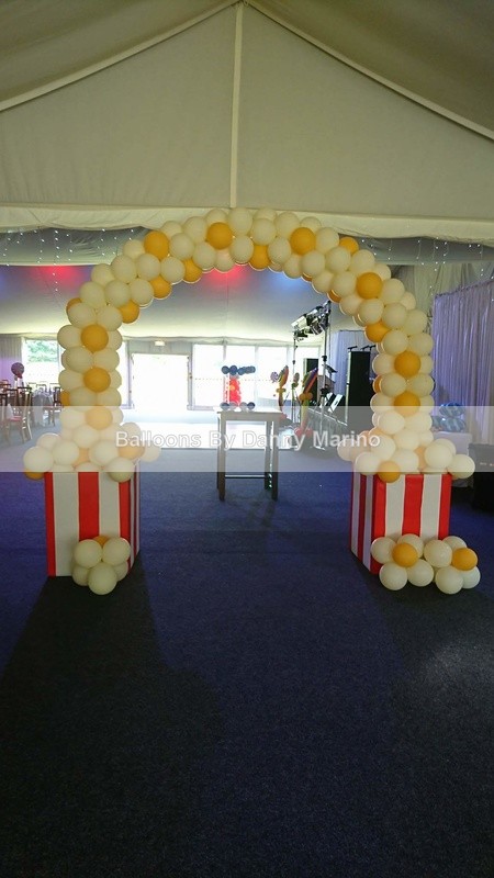 Popcorn Arch - Balloon Sculptures