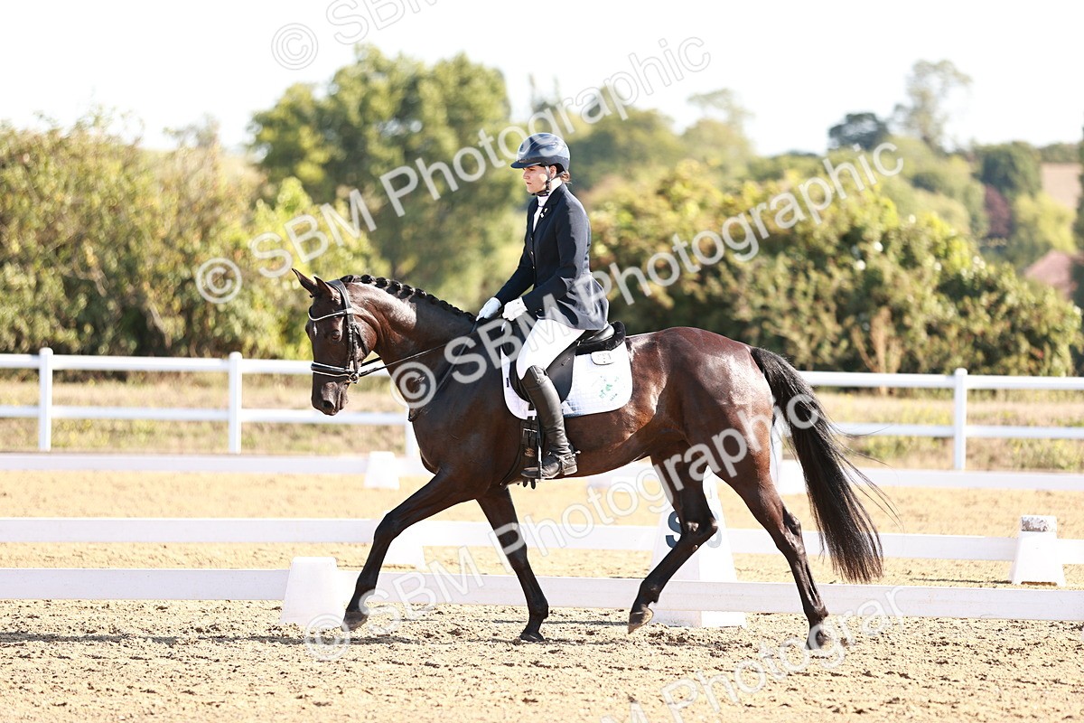 SBM_004279 - Class 12 - Novice 5 - 9.07-10.10