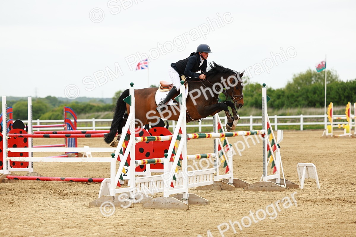 SBM_001051 - Class 5 - Senior Foxhunters - 1.20m