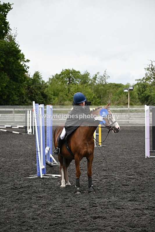 WJ6_0338 - Class 13 Novice 60cm