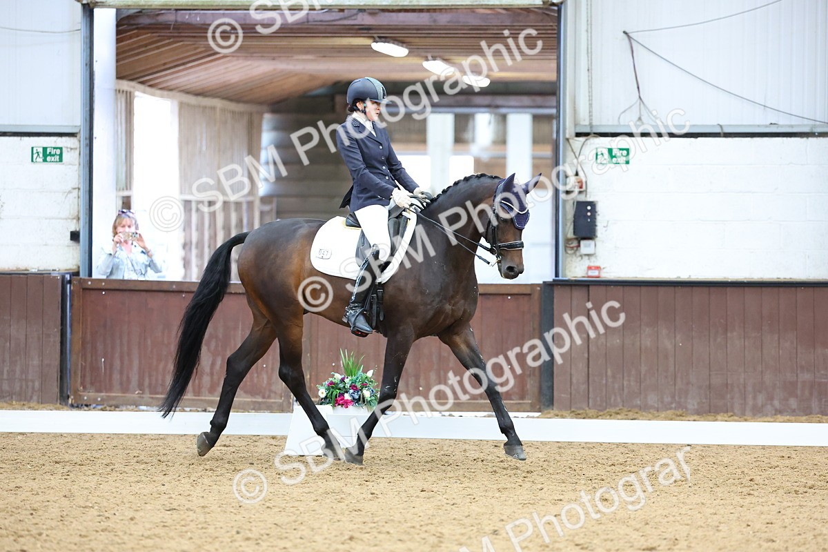 SBM_018833 - Class 17 - AM91 - 15.54-16.58