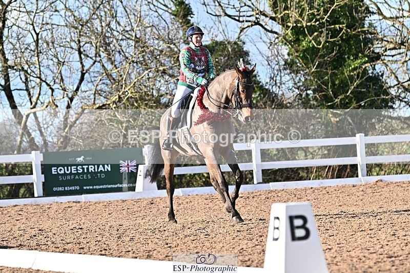 241214-124319-01675 - 106-Tyler.Bradshaw-Mexx