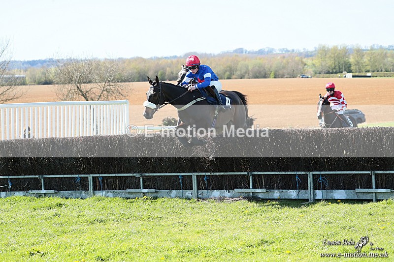 PtP 060426 310 - Paxford Races North Cotswold Easter Mon 06/04/26