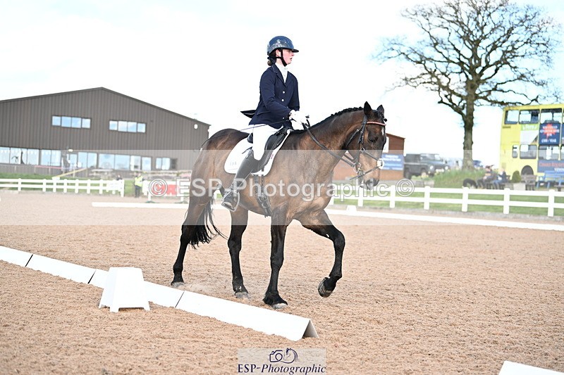 240324A-133226-03680 - Novice 27, 12.30 to 13.50