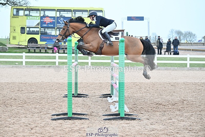 240113A-141849-02310 - Cls 13 Foxhunter and 1.20m Open