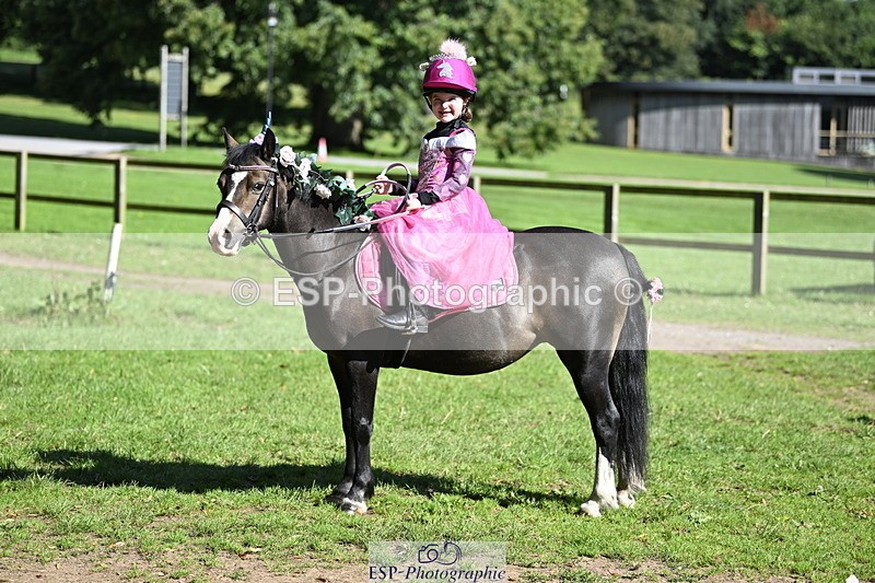 240728B-094439-00108 - Sunday Stable Shots and Fancy Dress