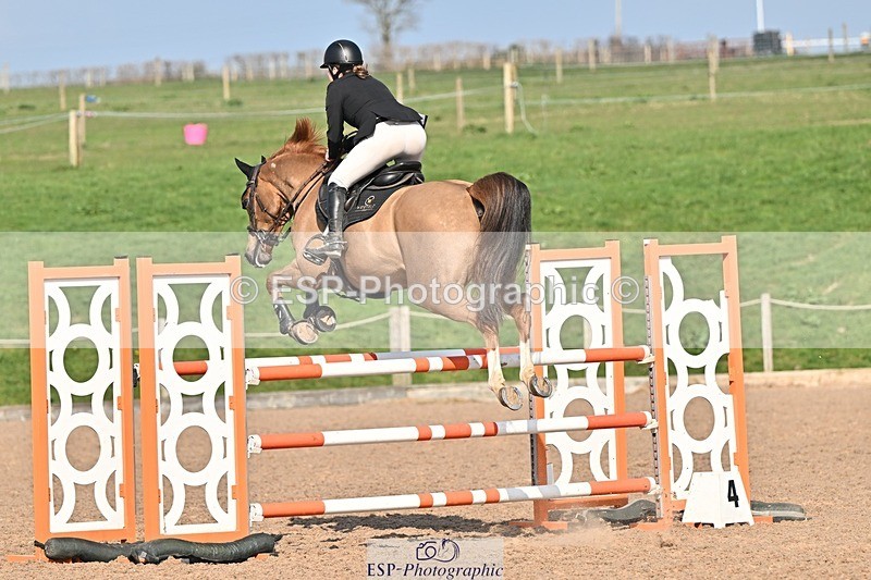 250326-143717-01205 - Cls 6 Foxhunter and 1.20m