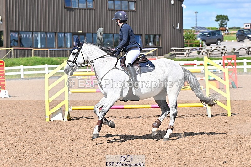 240619A-162046-01176 - Cls 6 National 1.30m and 1.40m