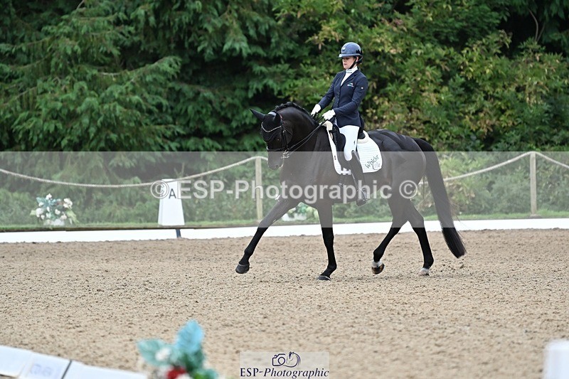 240810-101105-02601 - 114-Lucy.Amy-Morrico.M