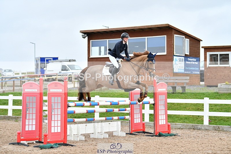 240124A-120732-00369 - Cls 3 Newcomers & 1.10m Open