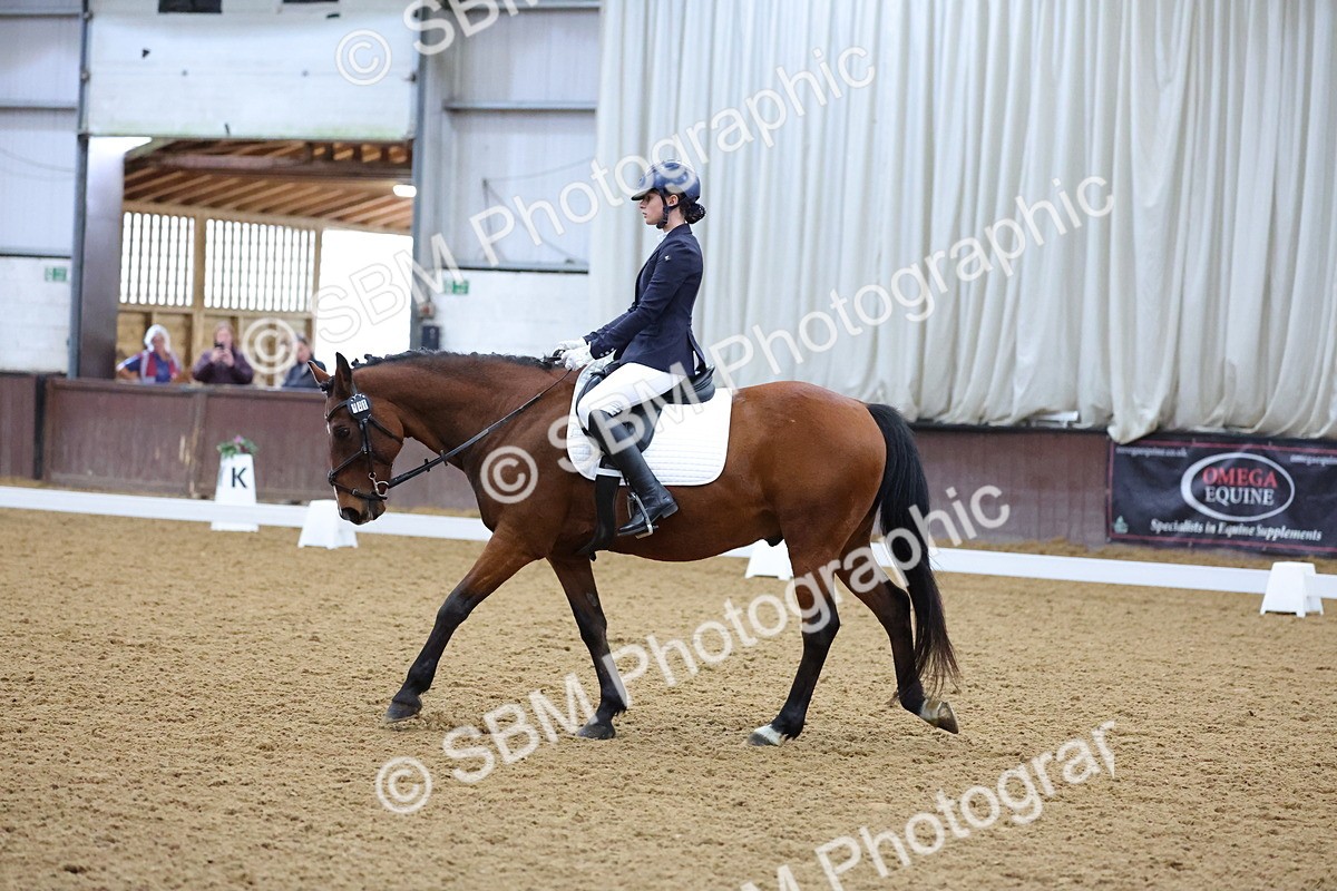 SBM_000192 - Class 2 - Intro 3 Championship - 8.51-9.47