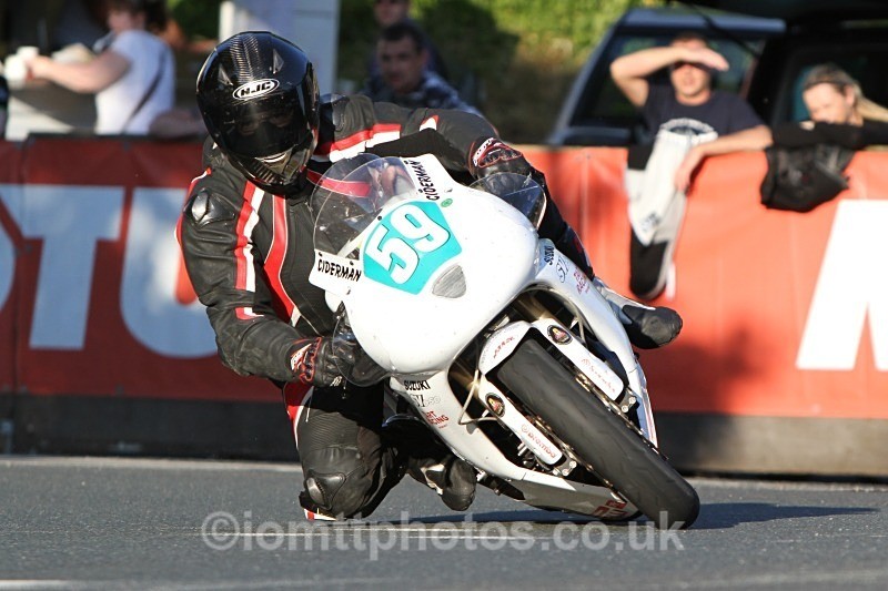  - Saturday Practice Newcomers/Supertwins