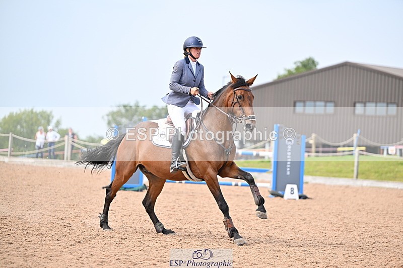 240828A-150932-01134 - Cls 4 Snr Newcomers and 1.10m Open