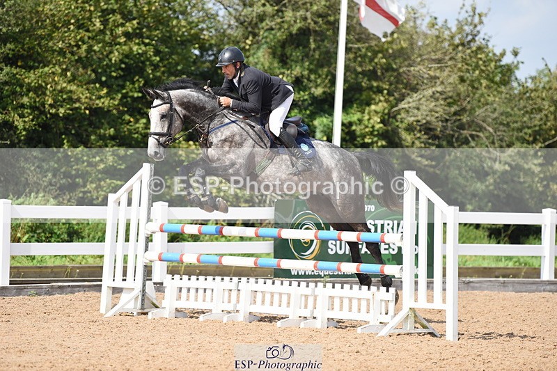 230915A-130852-00442 - Cls 11 Snr Discovery & 1m Open