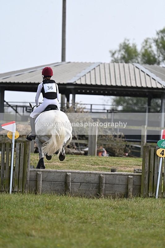 WJ7_7215 - 60cm XC Time 13:22 to 13:53