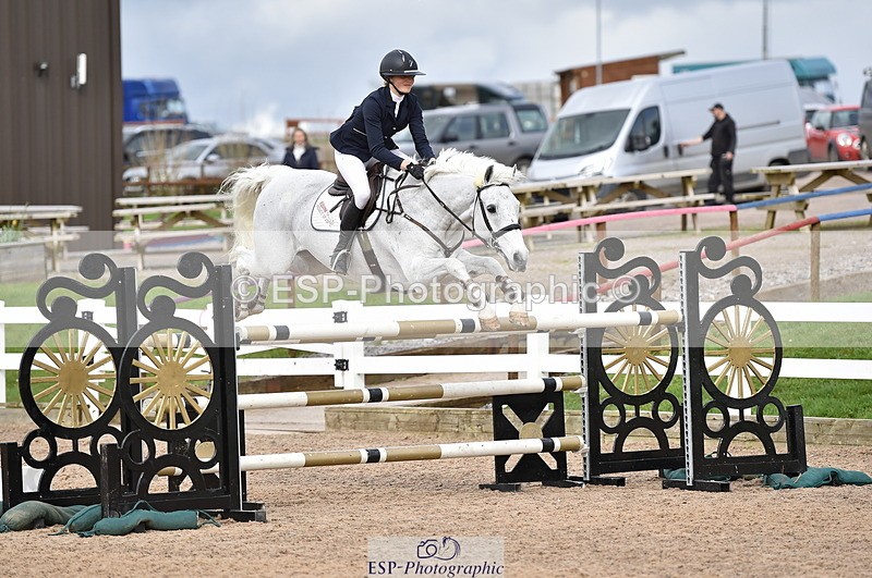 240403A-154000-01013 - Cls 5 Foxhunter and 1.20m Open