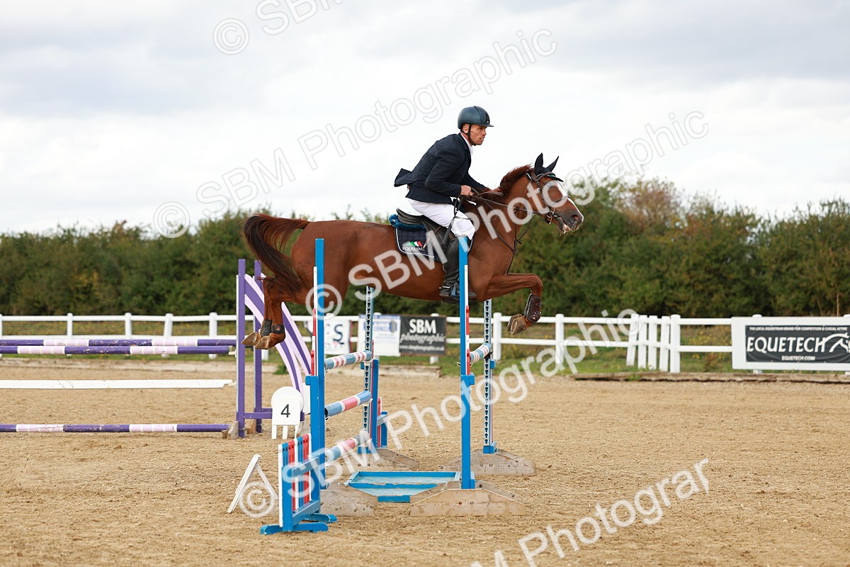 SBM_001313 - Class 4 - Senior Newcomers - 1.10m